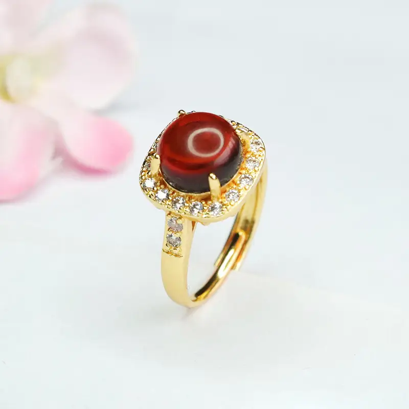 Guan Yu Natural Amber Ring Ethnic Style Jewelry - Image 5