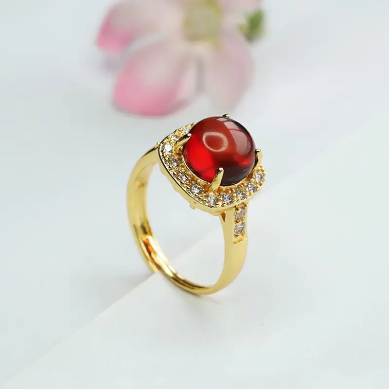 Guan Yu Natural Amber Ring Ethnic Style Jewelry — feature 9