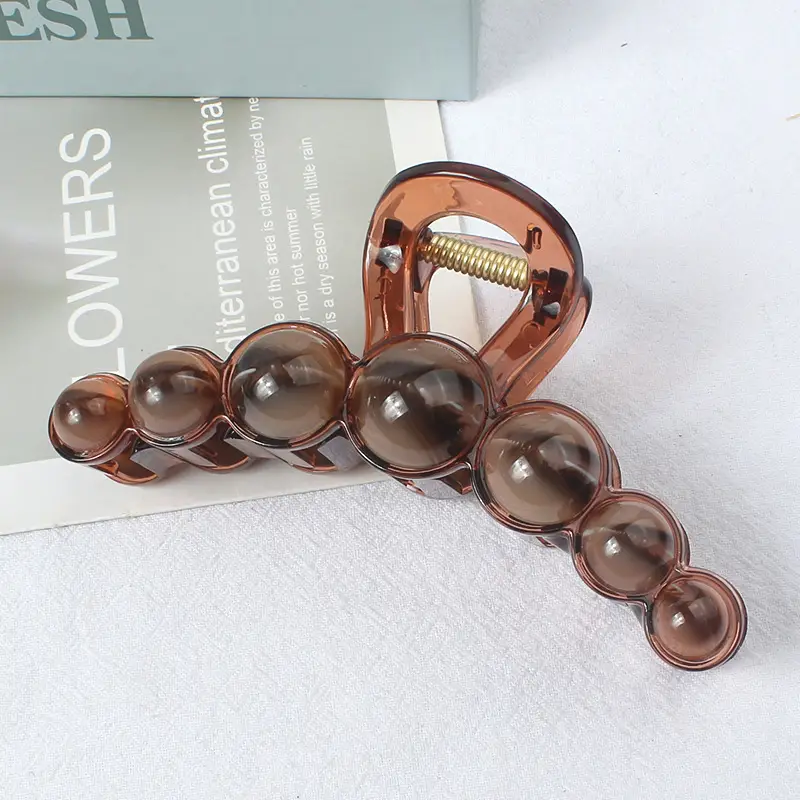 New Style Amber Pearl Hair Clip with Large Back Head - Image 3