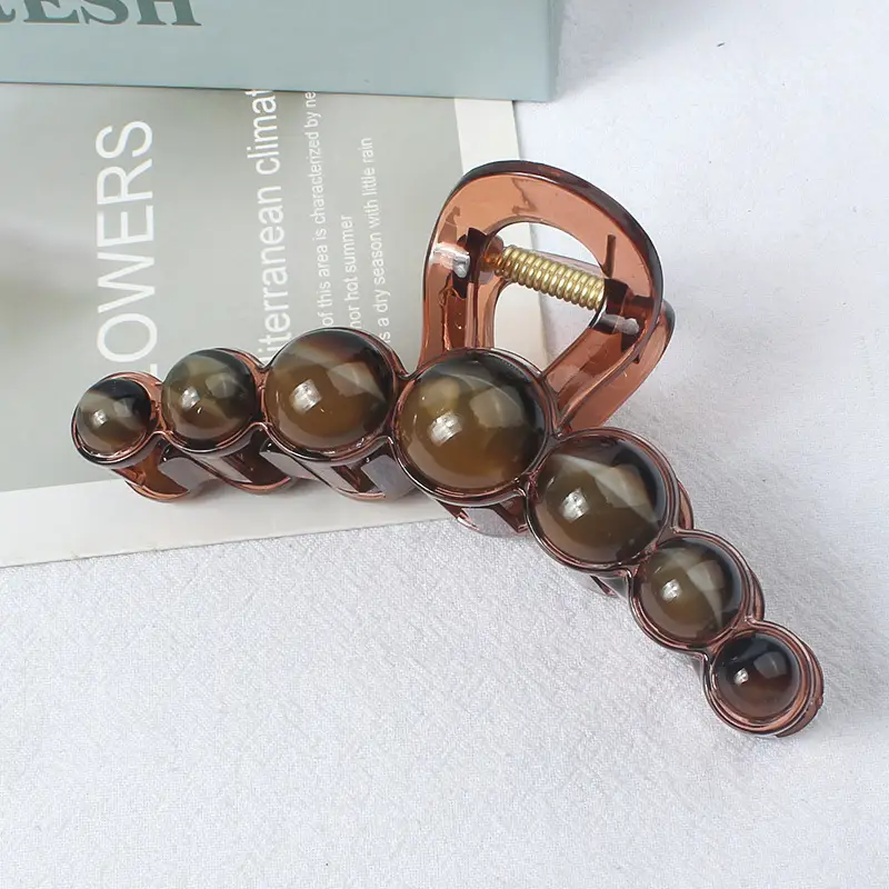 New Style Amber Pearl Hair Clip with Large Back Head - Image 4