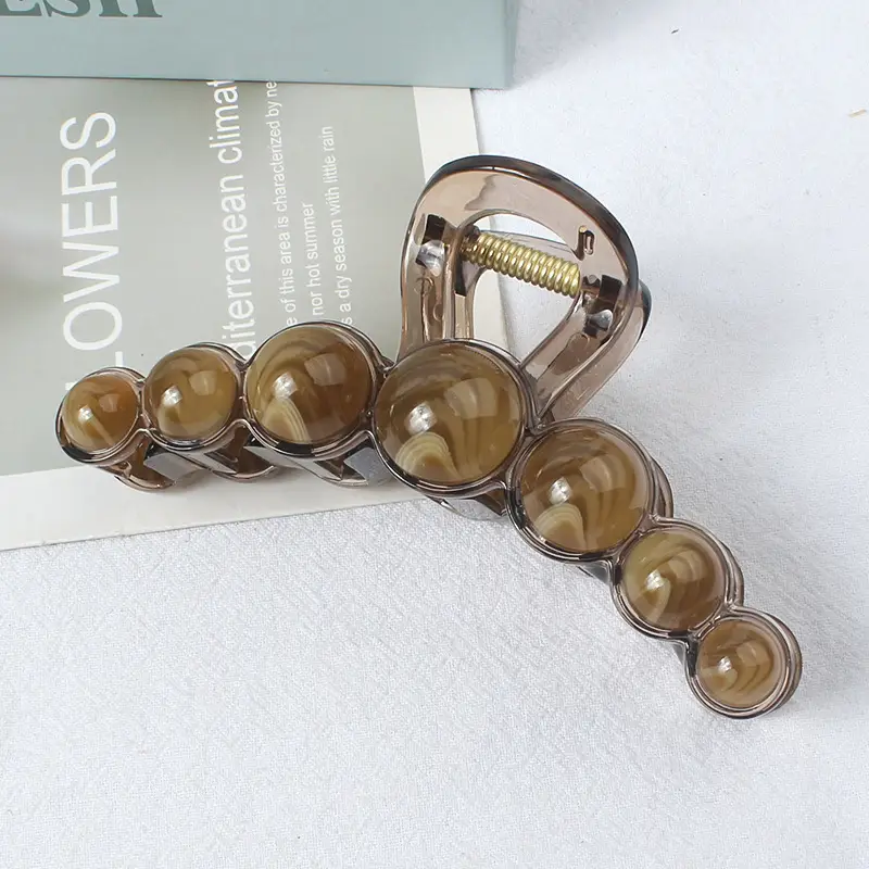 New Style Amber Pearl Hair Clip with Large Back Head - Image 5
