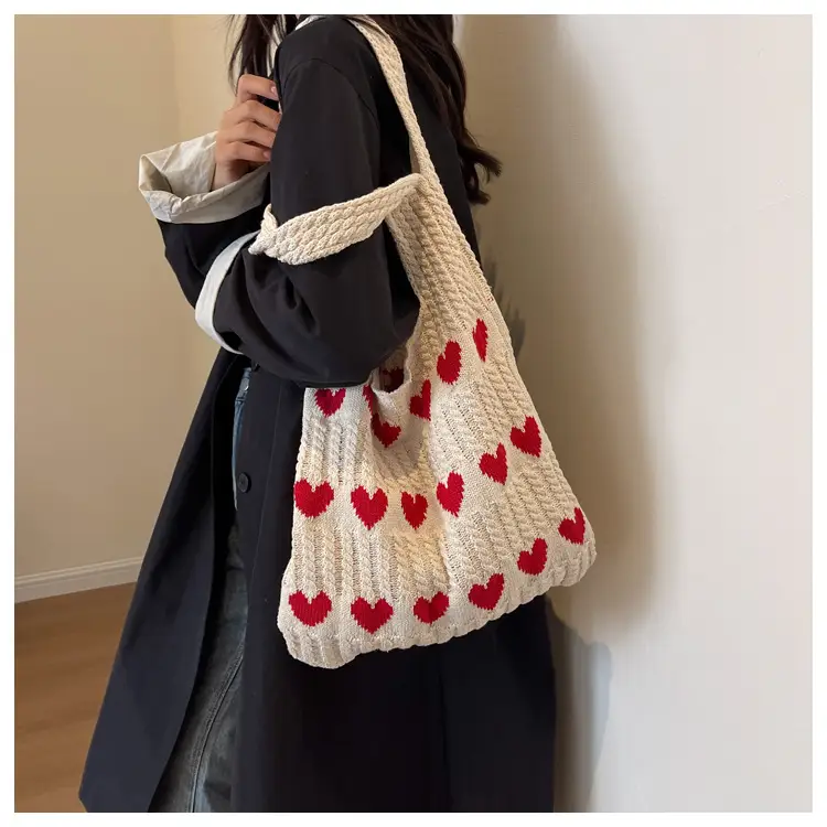 Heart-Shaped Knitted Women's Shoulder Bag — feature 20