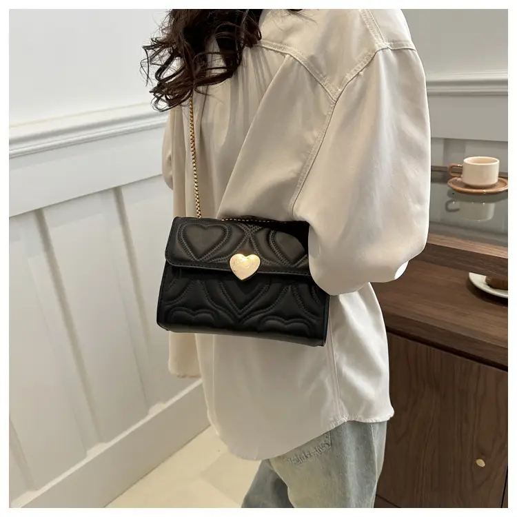 Women's Black Heart Embroidery Shoulder Crossbody Bag — feature 13