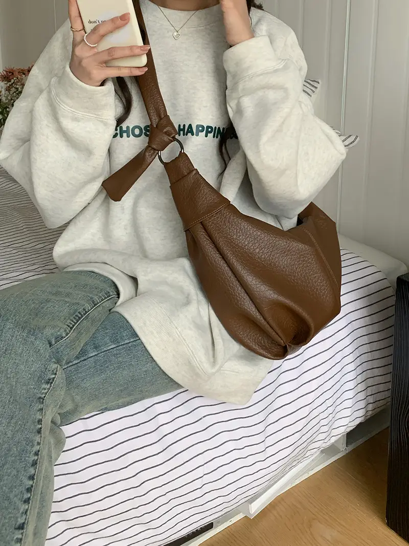 Pink Leather Shoulder Messenger Bag for Women - Image 5