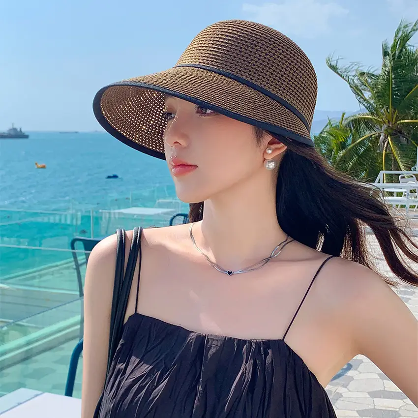 Women Straw Sun Hat with Large Bristle Summer Outdoor Wear — feature 5