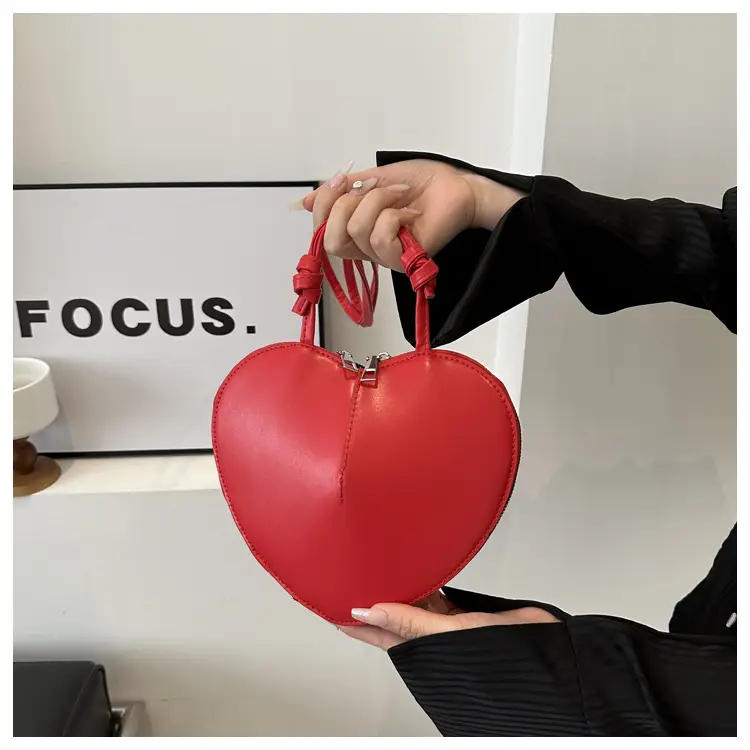 Women Heart-Shaped Underarm Bags 2024 Summer — feature 18