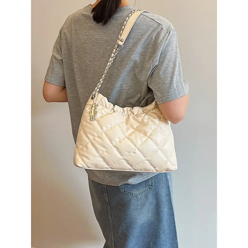Women Rhombus Chain Bucket Bag Large Capacity Cream - Image 4