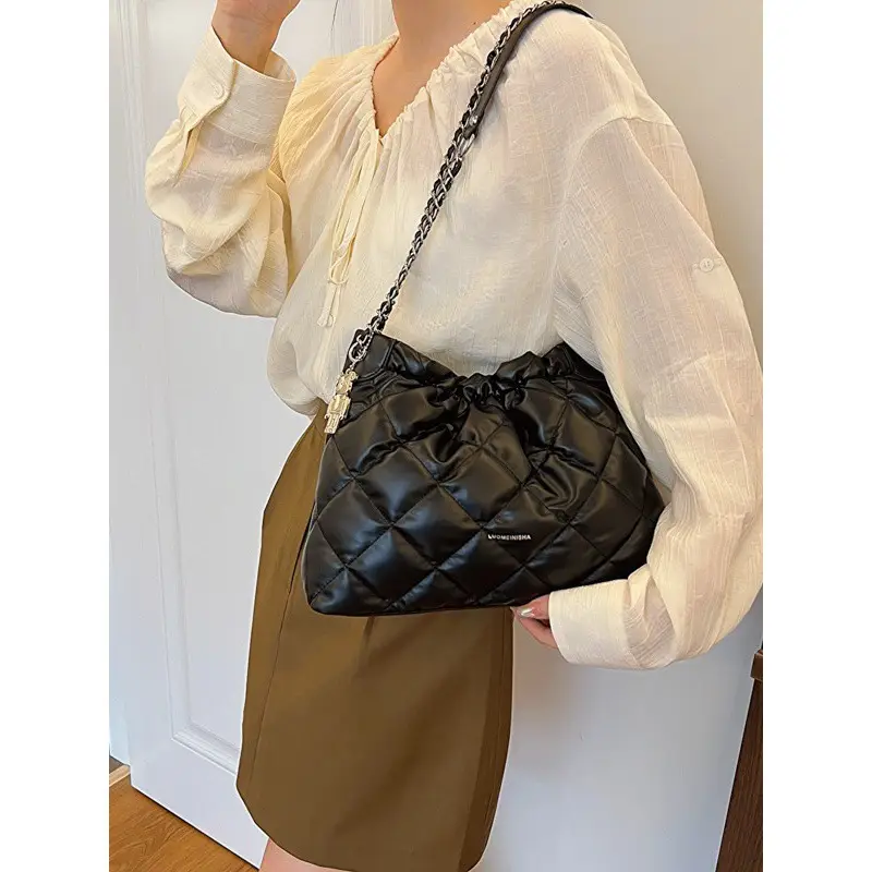 Women Rhombus Chain Bucket Bag Large Capacity Cream - Image 5