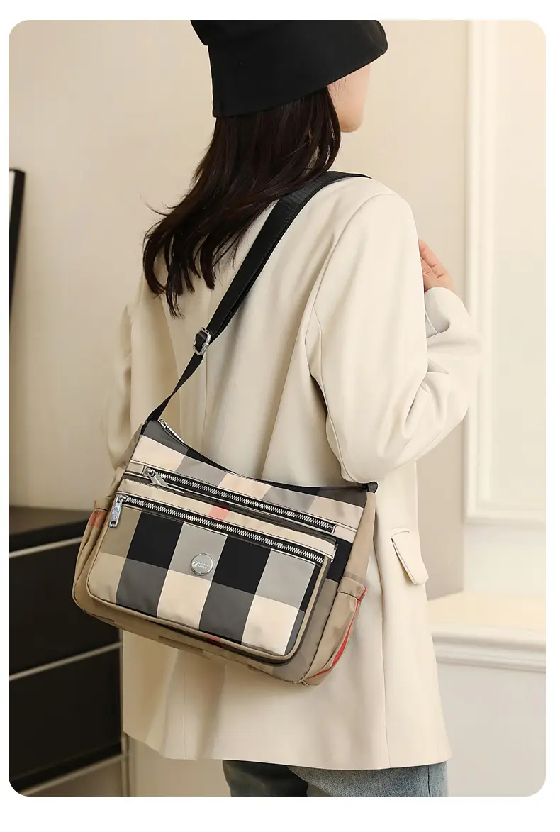 Women's Plaid Nylon Shoulder Bag 2024 New Spring — feature 13