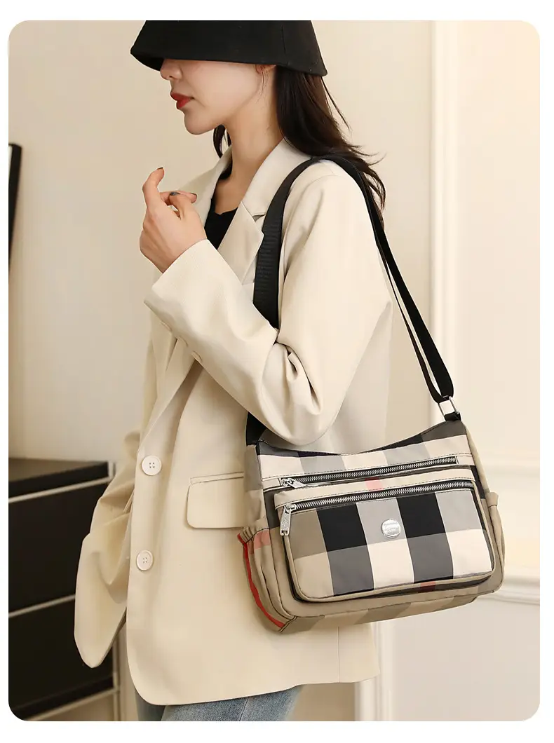 Women's Plaid Nylon Shoulder Bag 2024 New Spring — feature 14