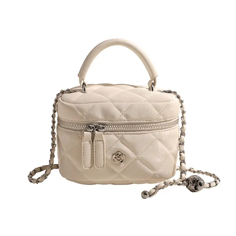 Women Diamond Pattern Chain Shoulder Bag 2026 - Image 9
