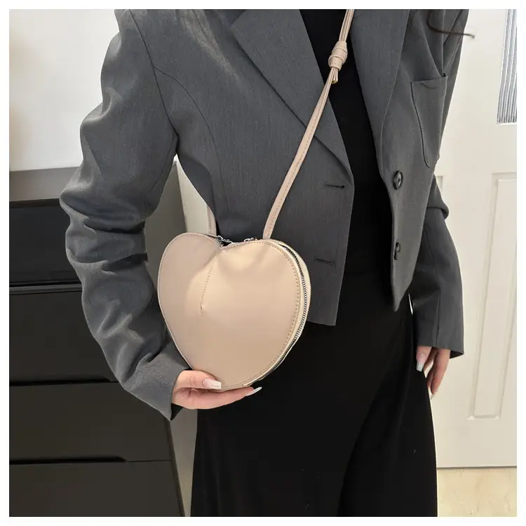 Pink Heart Shoulder Bag for Women Valentine's Day — feature 17