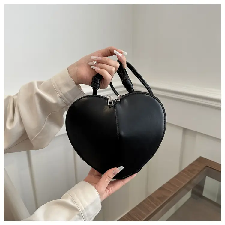 Pink Heart Shoulder Bag for Women Valentine's Day — feature 8