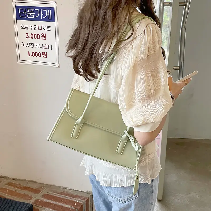 Green French Niche Shoulder Bag for Women 2023 — feature 20