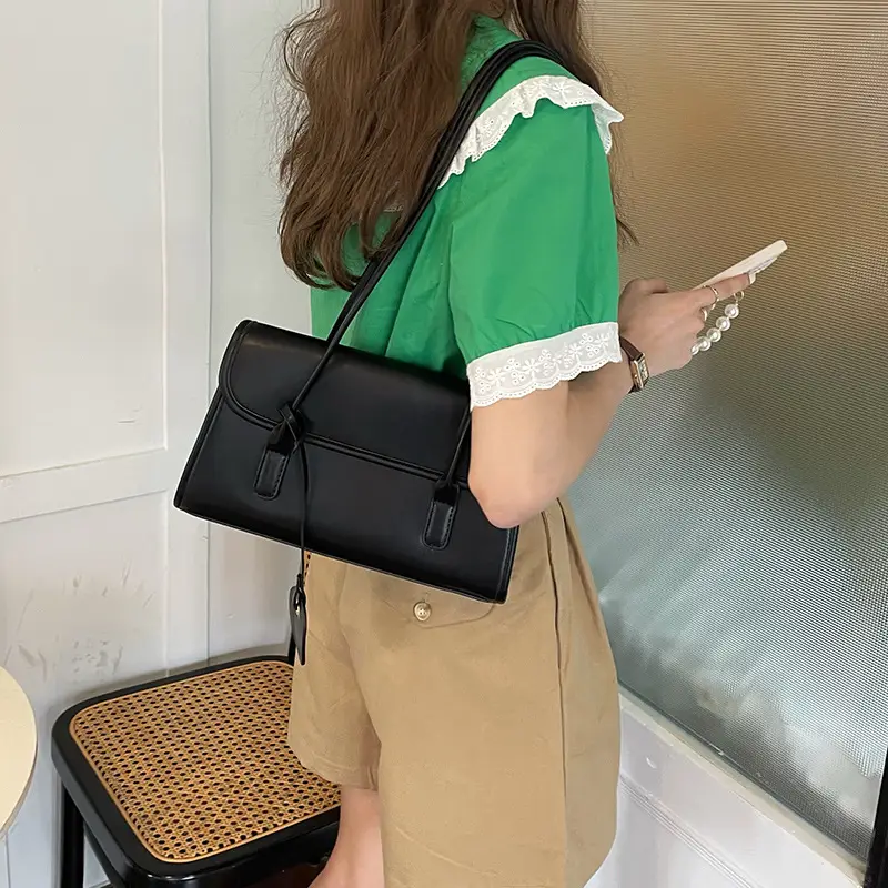 Green French Niche Shoulder Bag for Women 2023 — feature 22