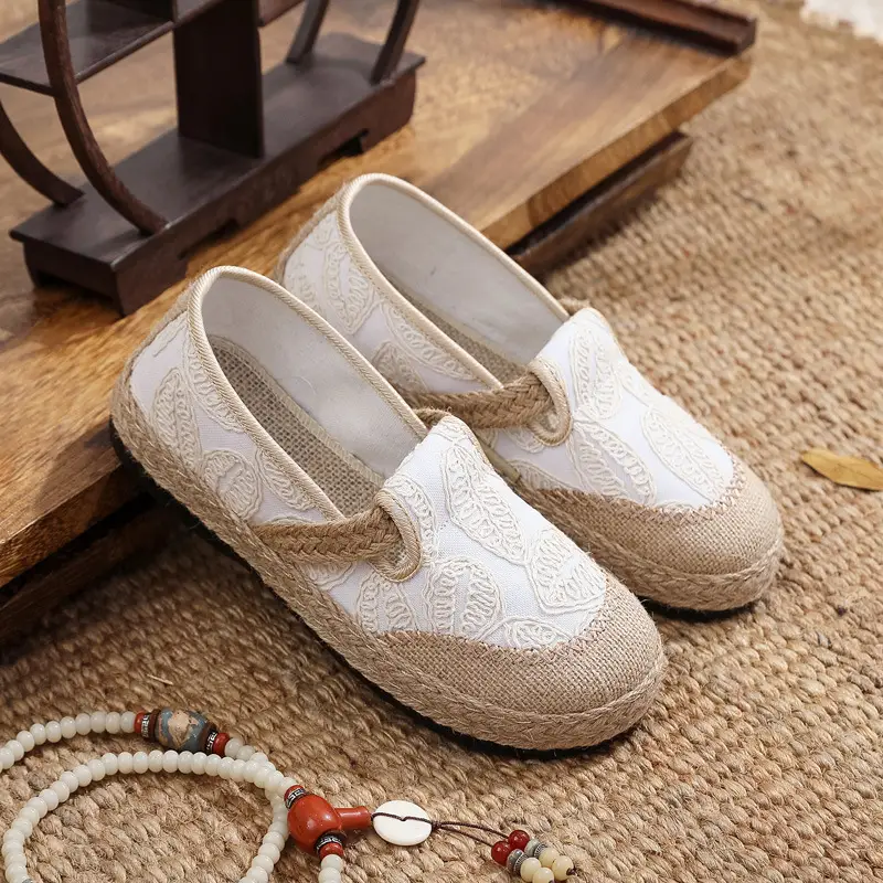 Spring Old Beijing Cloth Shoes Women's Breathable Middle-aged and Elderly Mother Shoes Soft Sole Non-slip Middle-aged and Elderly Women's Slip-on Fisherman Shoes - Image 5
