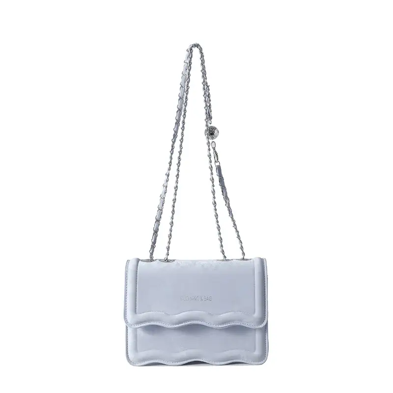 Black Retro Chain Shoulder Bag for Women - Image 9