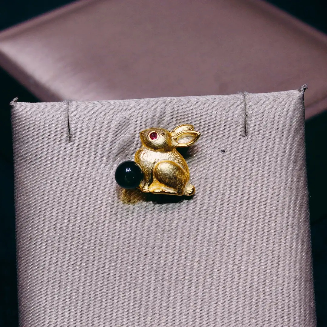 Cute Fox Amber Brooch with Green Stone - Image 6