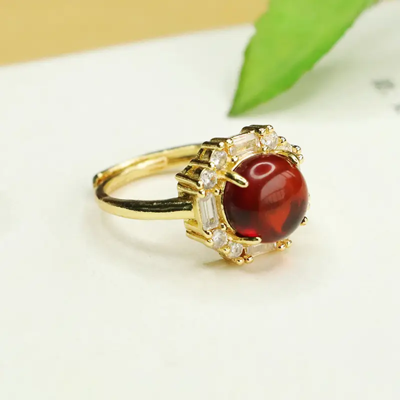 Vintage Gold Amber Ring for Women - Image 2