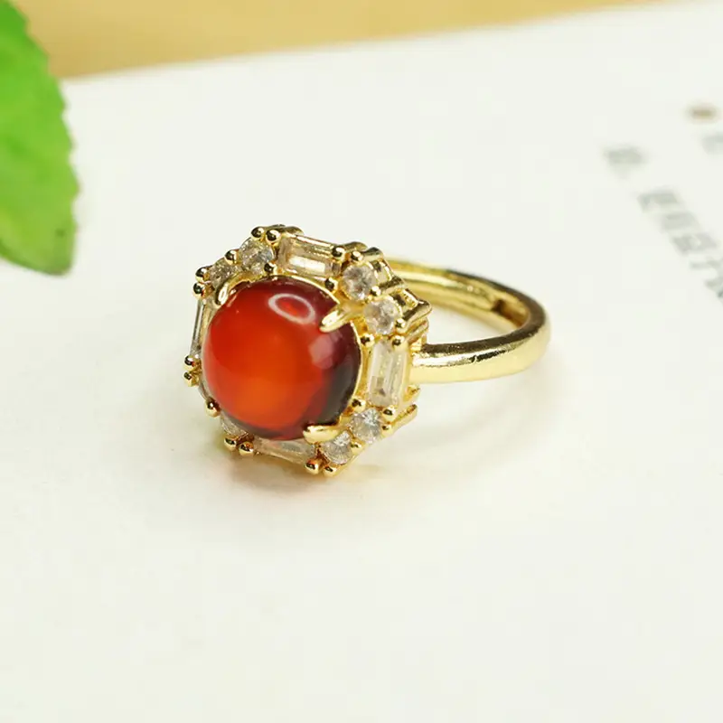 Vintage Gold Amber Ring for Women — feature 5