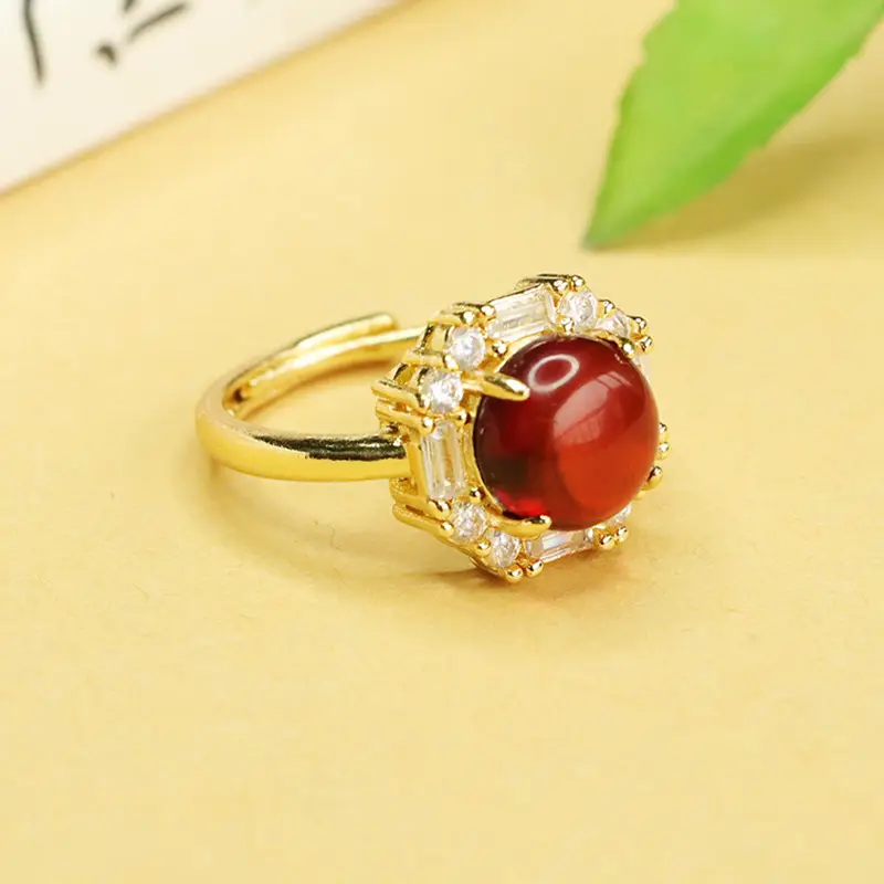 Vintage Gold Amber Ring for Women — feature 9