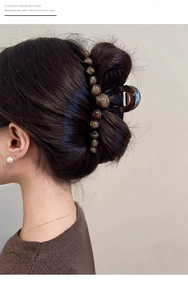 Retro Bead Hairpin with Shark Clip Design — feature 10