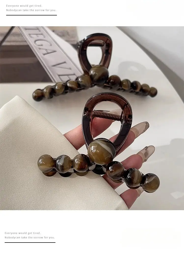 Retro Bead Hairpin with Shark Clip Design — feature 6