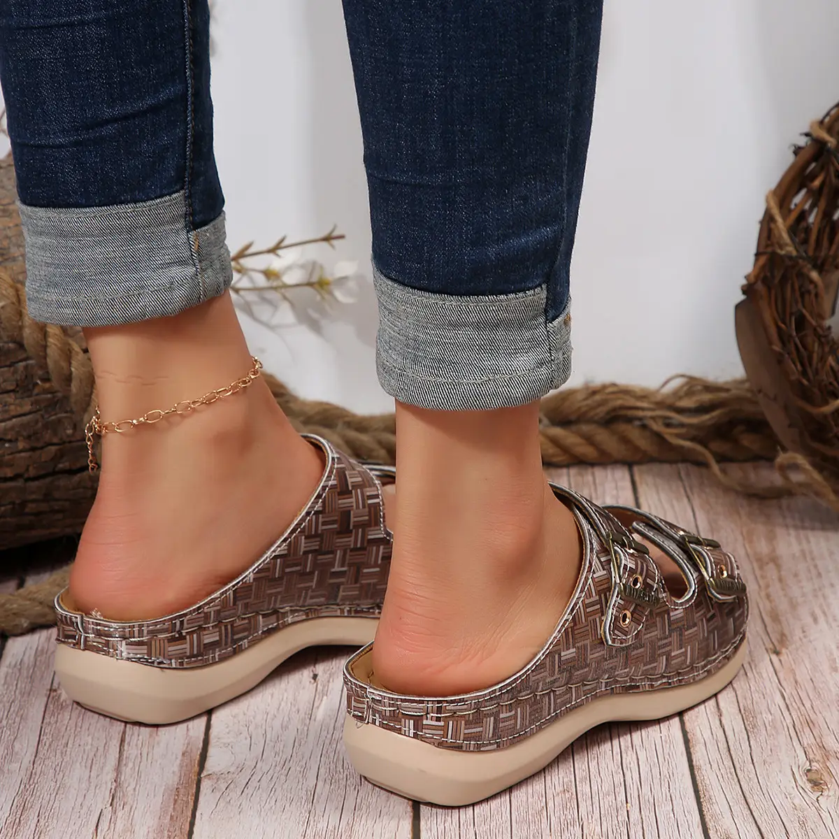 Women Plaid Hollow Metal Sandals 2024 Summer — feature 41
