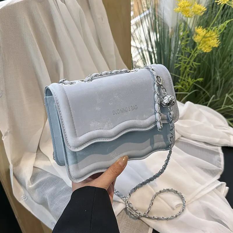 Elegant Pink Chain Shoulder Bag for Women 2024 - Image 6
