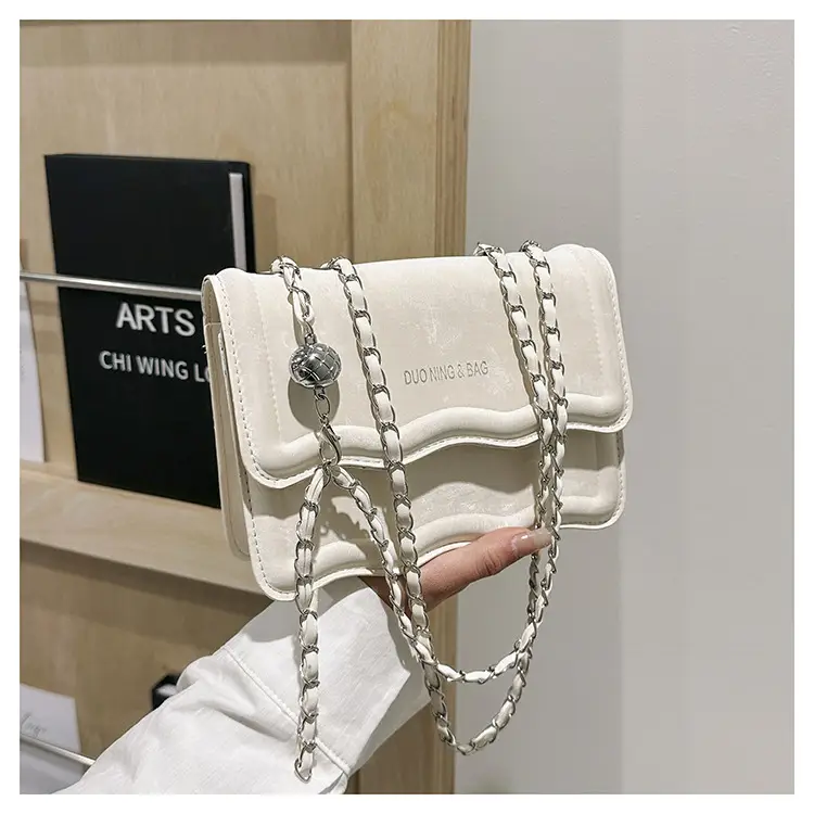 Elegant Pink Chain Shoulder Bag for Women 2024 — feature 21