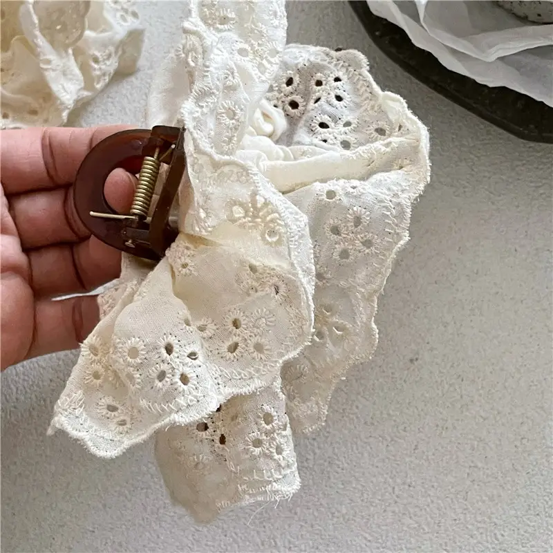 Lace Hair Updo Clip with Fresh Ball Head