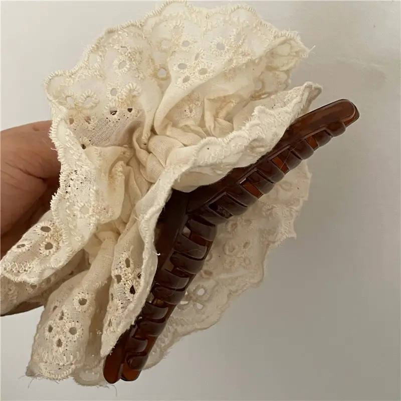 Lace Hair Updo Clip with Fresh Ball Head