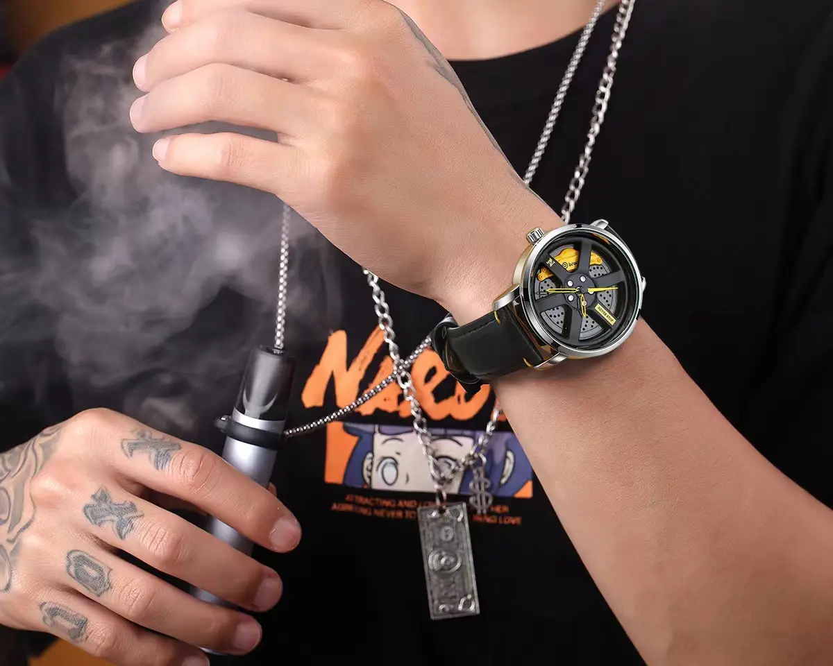 Men's Black Yellow Rotating Wheel Quartz Watch — feature 6