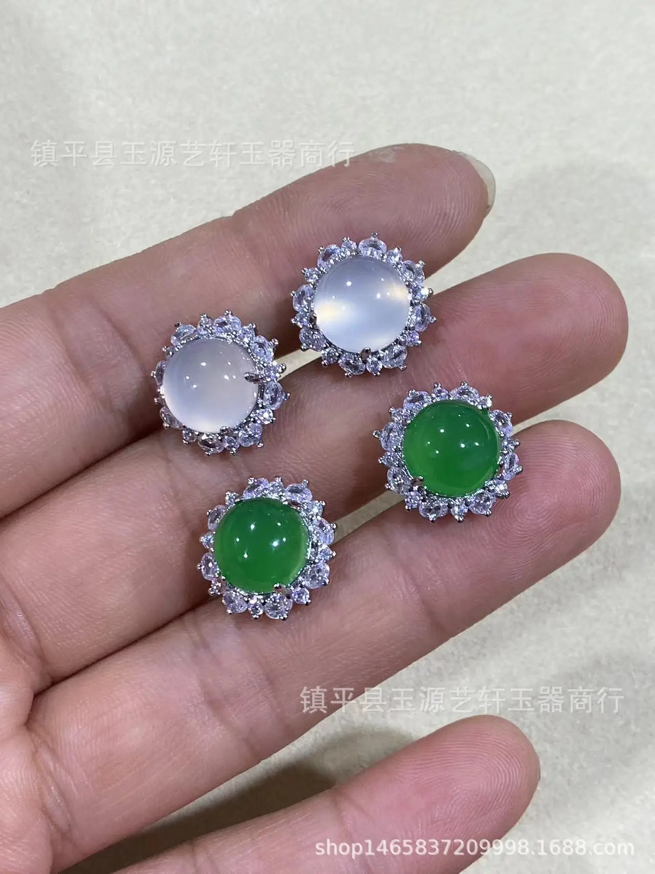Retro Green Chalcedony Flower Ear Stud Earrings — feature 10