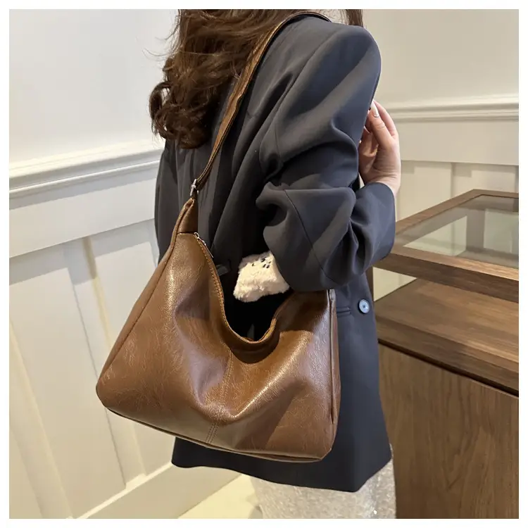 Brown Casual Shoulder Bag for Women 2024 — feature 11
