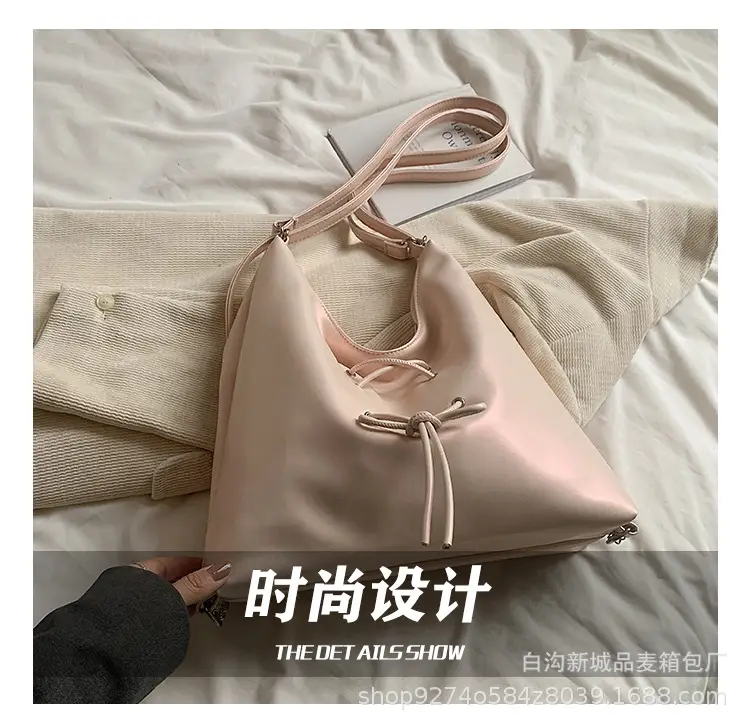 Women's Large Capacity Chain Strap Shoulder Bag — feature 10