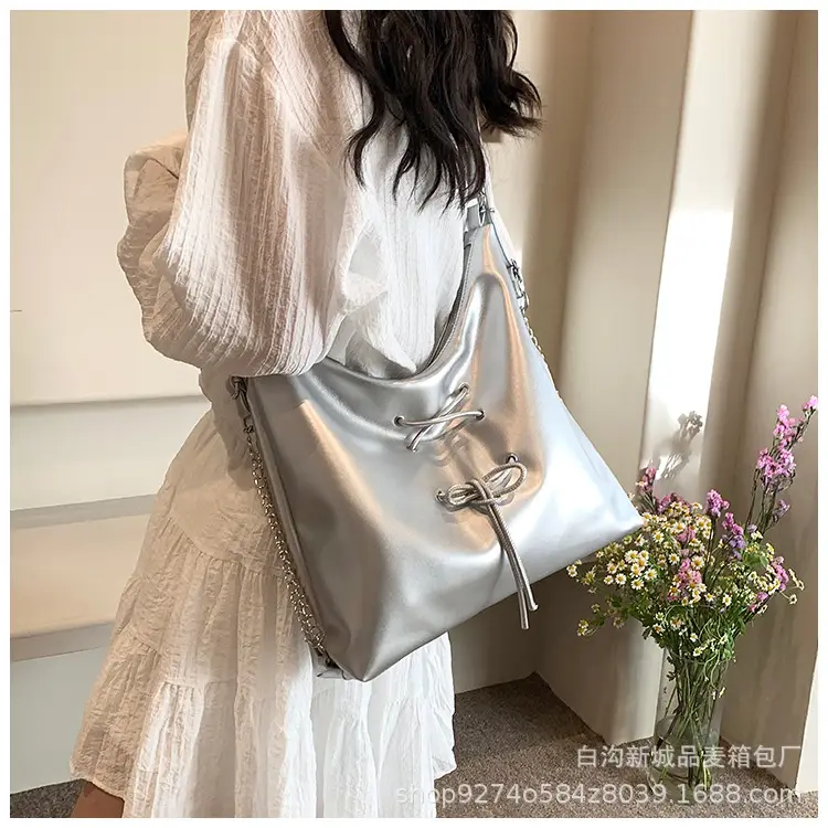Women's Large Capacity Chain Strap Shoulder Bag — feature 19