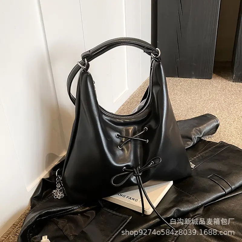 Women's Large Capacity Chain Strap Shoulder Bag - Image 4