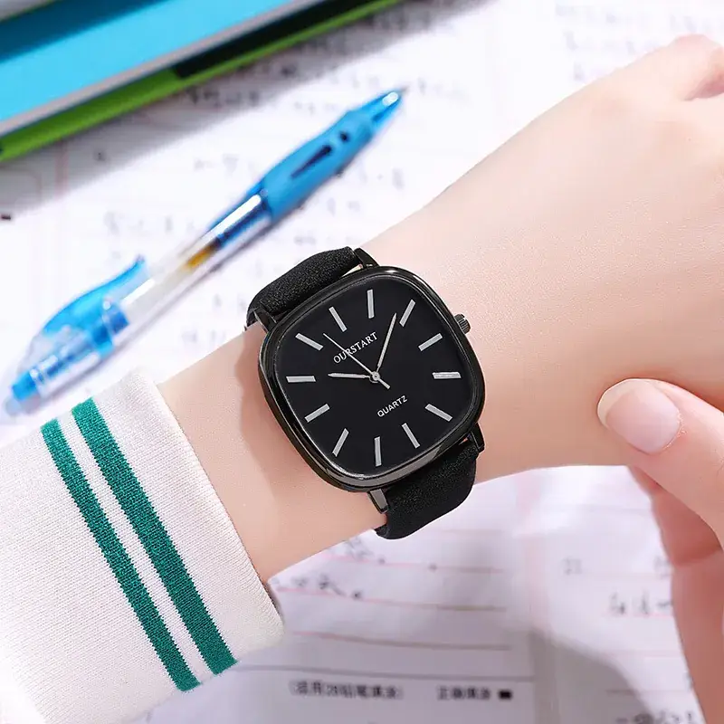 Unisex Casual Watch with Frosted Belt & Roman Scale - Image 4
