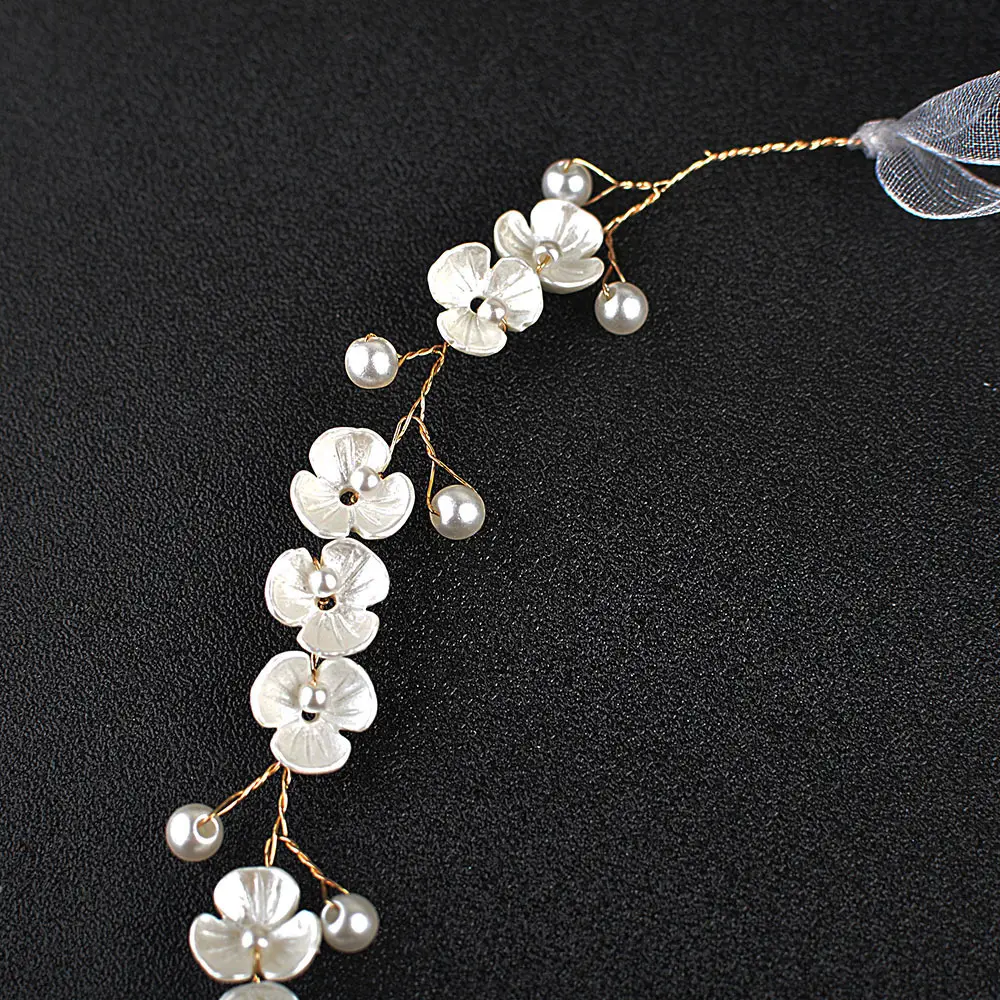 Pearl Three-Petal Flower Bridal Hair Accessories — feature 6