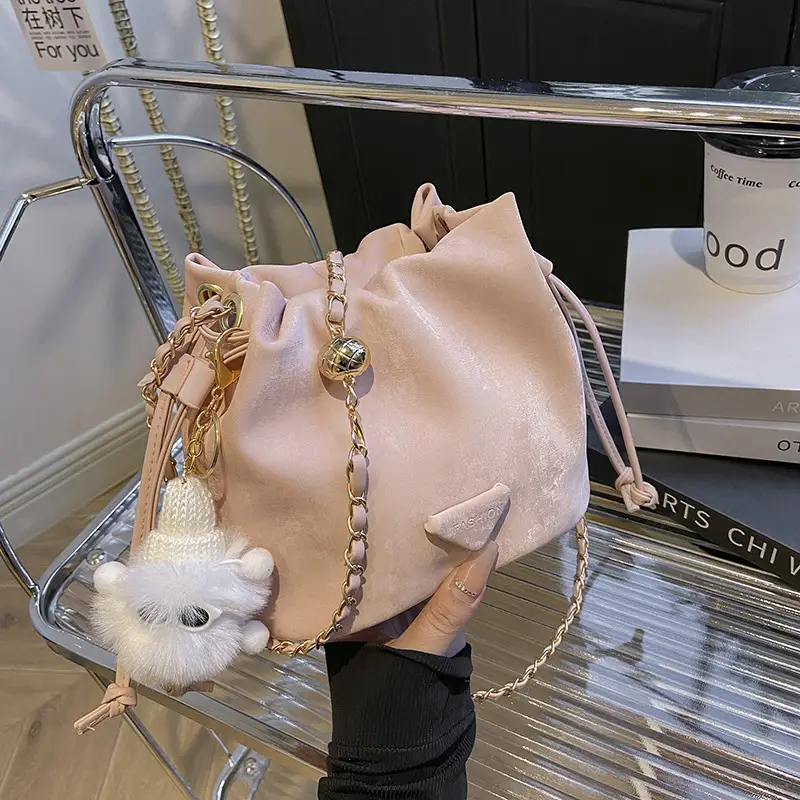 White Drawstring Shoulder Bag with Heart Design - Image 5