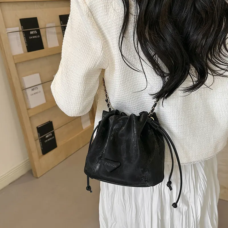 White Drawstring Shoulder Bag with Heart Design - Image 7
