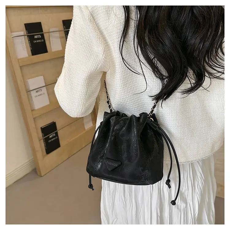 White Drawstring Shoulder Bag with Heart Design — feature 13