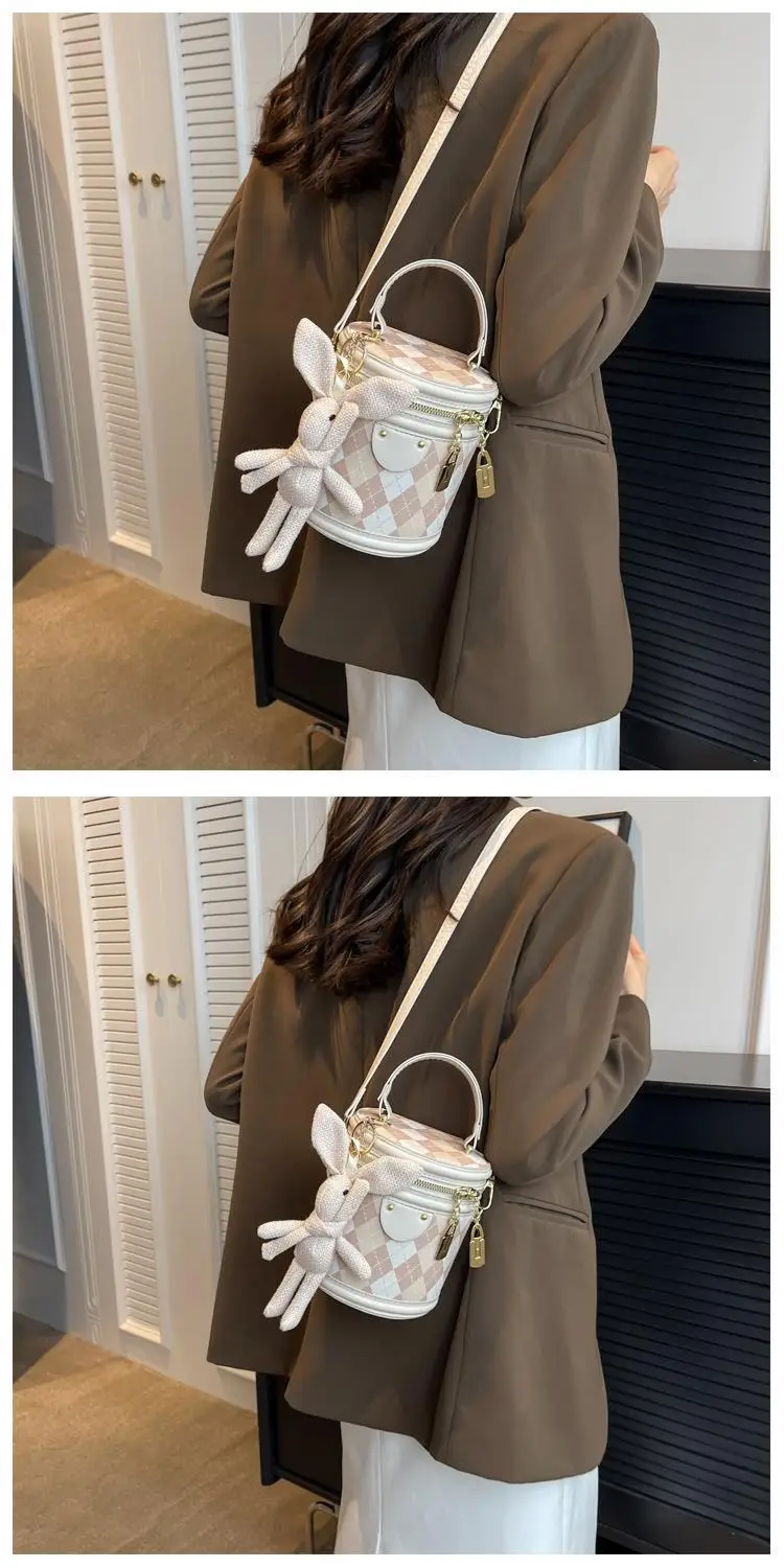 New Girl's Rhombus Shoulder Bag with Bunny Decor — feature 19