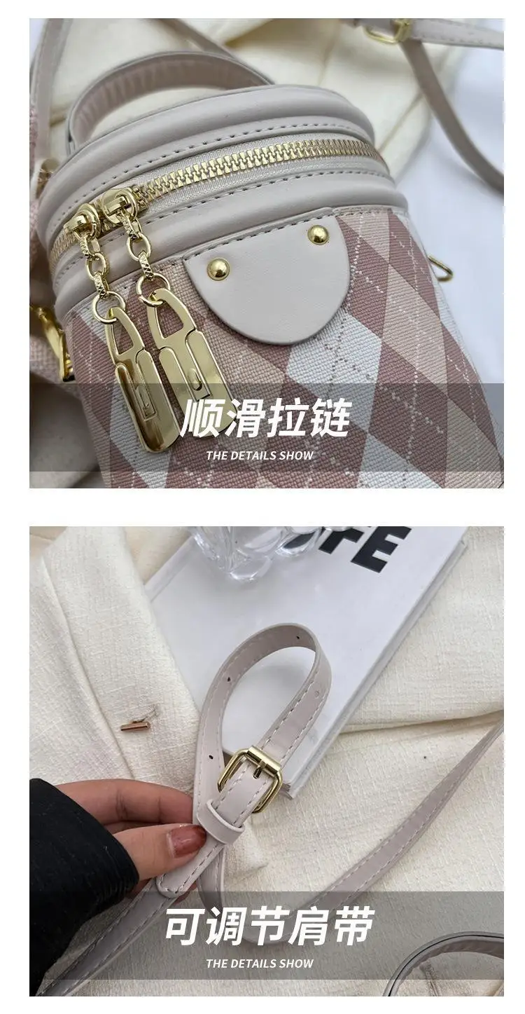New Girl's Rhombus Shoulder Bag with Bunny Decor — feature 4