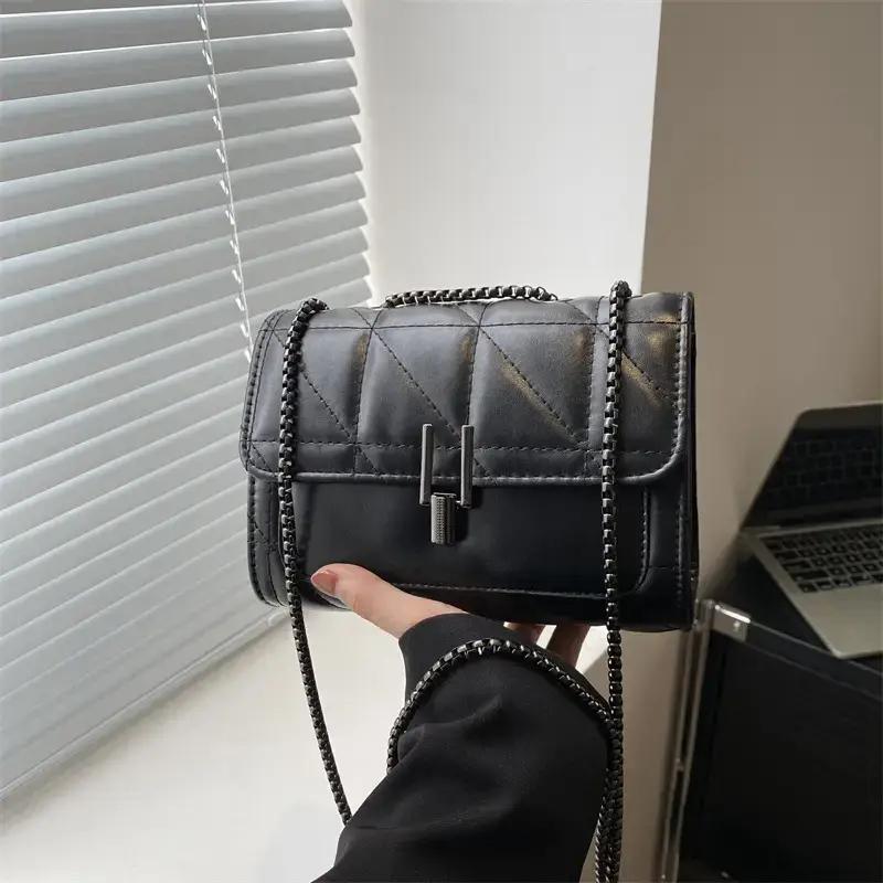 Women Rhombic Chain Shoulder Bag Pink Small Crossbody Phone Bag