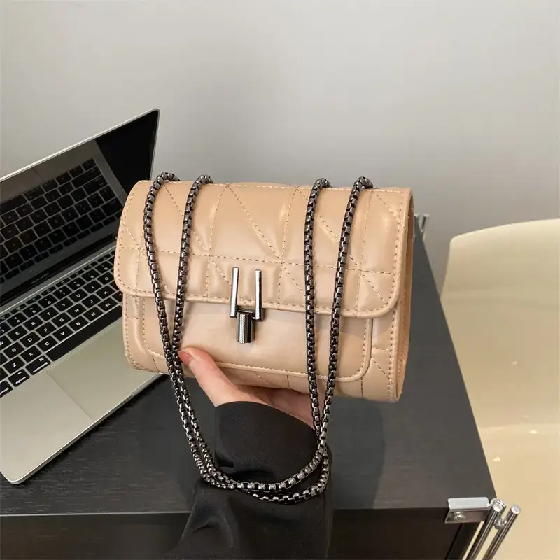 Women Rhombic Chain Shoulder Bag Pink Small Crossbody Phone Bag