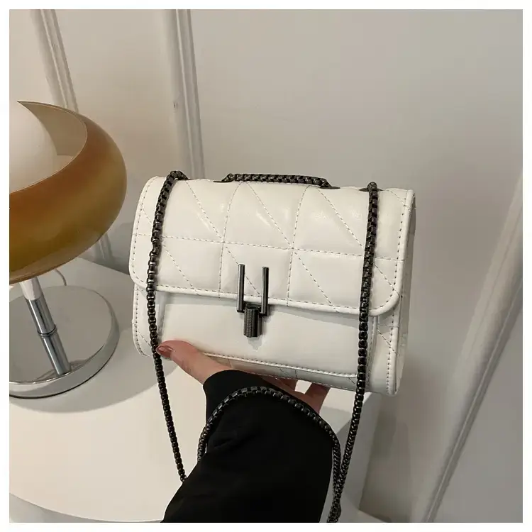 Women Rhombic Chain Shoulder Bag Pink Small Crossbody Phone Bag — feature 26