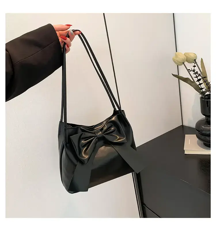 Black Bow Shoulder Bag for Women Spring 2024 — feature 21