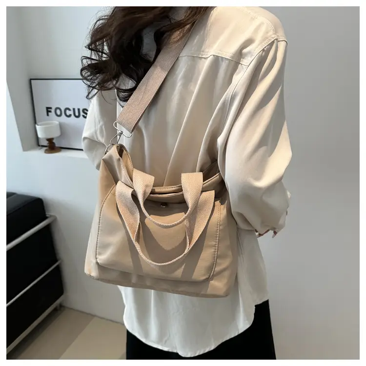 2024 Black Korean Casual Shoulder Messenger Bag — feature 16